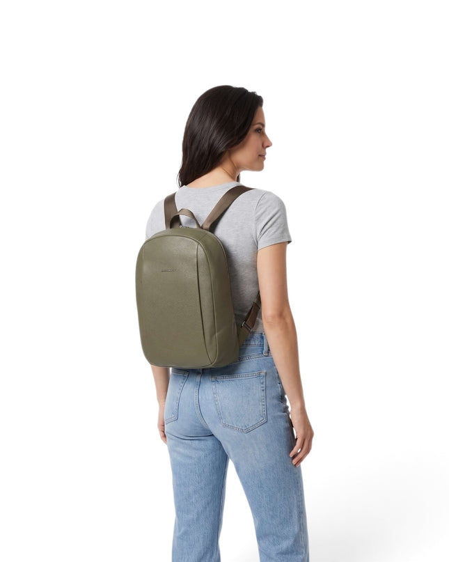 Zaino Lavoro Porta PC 13 Pollici Laptop in Pelle Verde | Mandarina Duck FZT51 MELLOW LEATHER WINTER OLIVE Mandarina Duck 