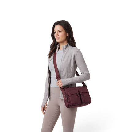 Borsa con Tracolla Regolabile in Tessuto Sin Bordeaux | Mandarina Duck QMTX5 MD20 SIN Mandarina Duck 