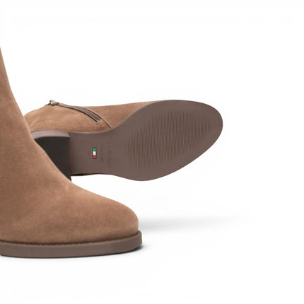 Nero Giardini Stivaletto Donna Chelsea con Zip in Camoscio Mou I617216D MOU 442 Nero Giardini 