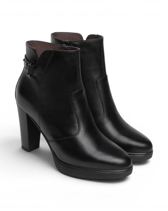 Stivaletti Tronchetti Donna con Tacco Alto e Plateau in PelleNera | NeroGiardini I617270D NERO 100 Nero Giardini 
