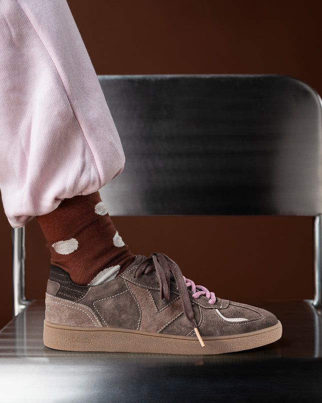 Sneakers Donna Camoscio Testa di Moro Doppio Laccio | Victoria 1267100 LONDRES MARRONE Victoria 