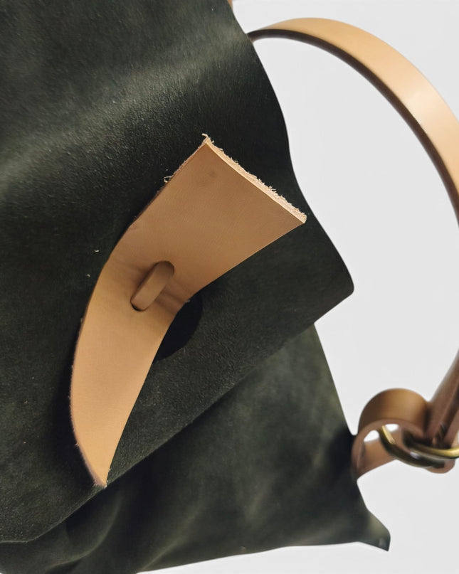 Borsa Sacca a Tracolla in Camoscio Verde Loden | Spatarella SPOKE SUEDE LODEN Spatarella 