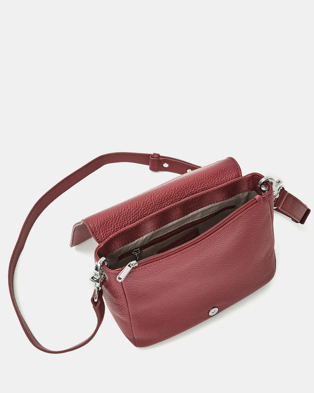 Mandarina Duck Borsa in Pelle Grape con Patta e Tracolla FZT69 MELLOW LEATHER GRAPE Mandarina Duck 