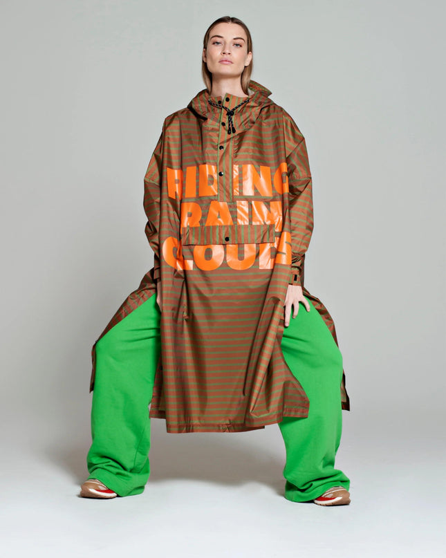 RAINKISS RAIN PONCHOBRETON BROWN GREEN TEXT
