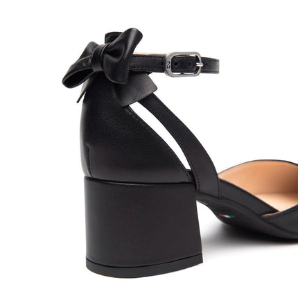 NeroGiardini Chanel con Cinturino e Tacco in Pelle Nera - MARIO SPATARELLA