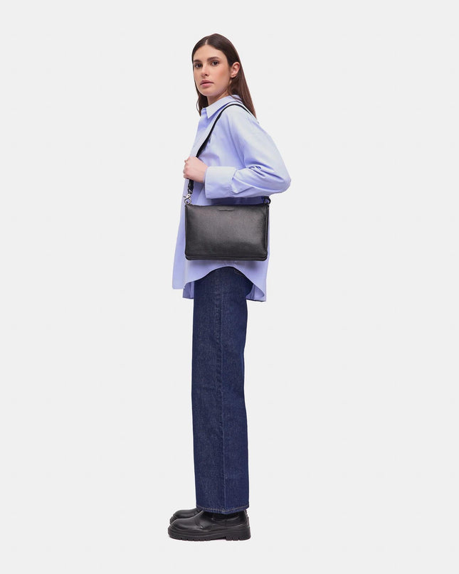 Mandarina Duck Pochette con Tracolla  in Pelle Nero FZT12 MELLOW LEATHER BLACK Mandarina Duck 