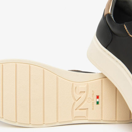 Nero Giardini Sneakers Donna con Charms in Pelle Laminata Nero - MARIO SPATARELLA