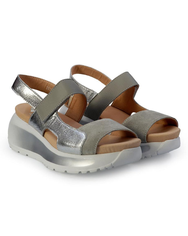Callaghan Sandali Donna con Velcro in Pelle Argento 35204 BERTA PLATA Callaghan 