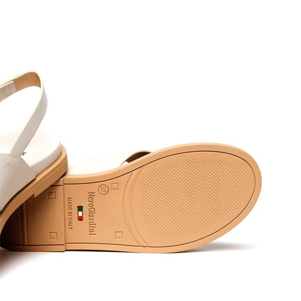 NeroGiardini Sandalo Flat Donna Basso in Pelle Osso - MARIO SPATARELLA
