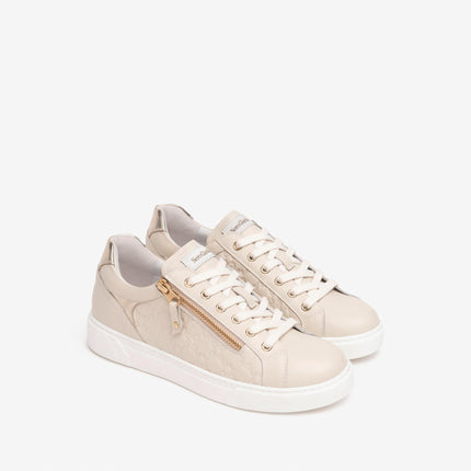 Nero Giardini E513001DMILK 710
