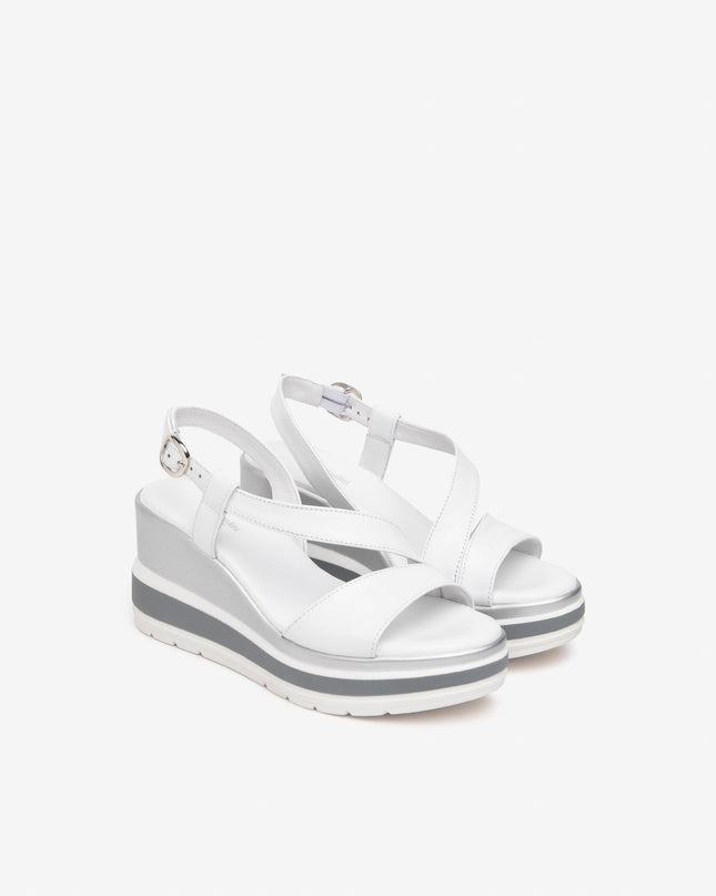 Nero Giardini E513520DBIANCO 707