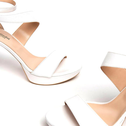 NeroGiardini Sandali Donna con Tacco Stiletto e Plateau in Pelle Bianca - MARIO SPATARELLA