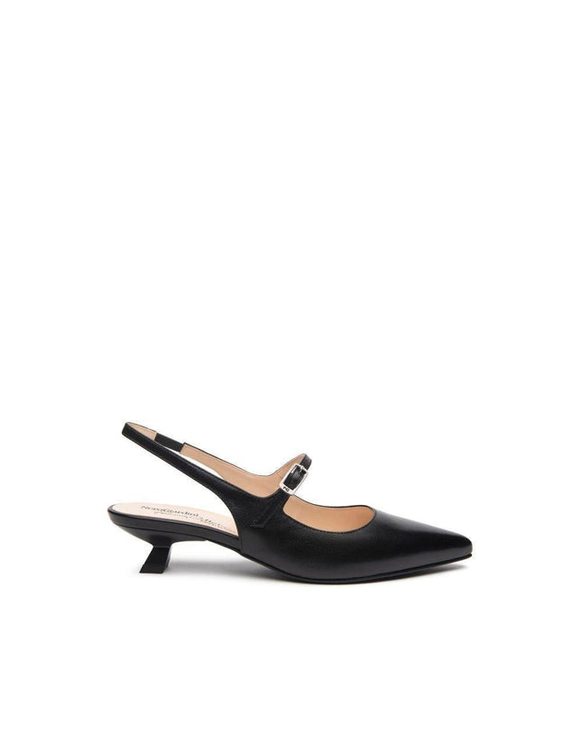 Nero Giardini Chanel a Punta in Nera Tacco Rocchetto - MARIO SPATARELLA
