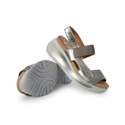 Callaghan Sandali Donna con Velcro in Pelle Argento - MARIO SPATARELLA
