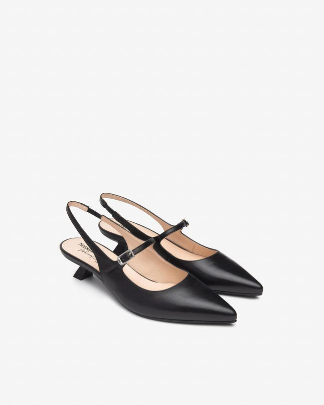 Nero Giardini Chanel a Punta in Nera Tacco Rocchetto E5122600DE NERO 100 Nero Giardini 