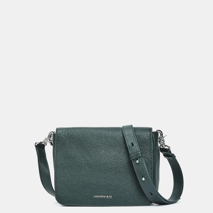 Borsa Mandarina Duck in Pelle Verde con Patta e Tracolla FZT69 MELLOW LEATHER PINE GREEN Mandarina Duck 