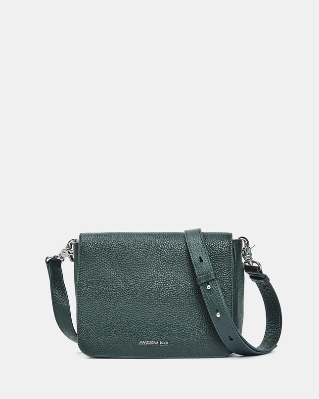 Borsa Mandarina Duck in Pelle Verde con Patta e Tracolla FZT69 MELLOW LEATHER PINE GREEN Mandarina Duck 