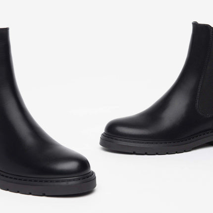 Nero Giardini Stivaletti Chelsea Donna in Pelle Nero - MARIO SPATARELLA