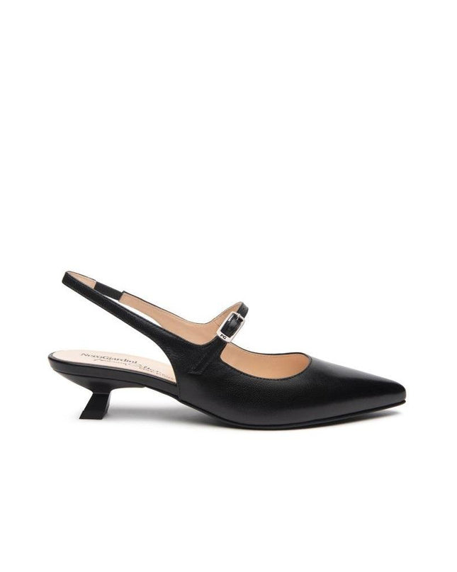 Nero Giardini Chanel a Punta in Nera Tacco Rocchetto E5122600DE NERO 100 Nero Giardini 