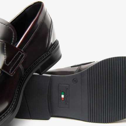 Nero Giardini Mocassini College Donna in Pelle Spazzolata Bordo - MARIO SPATARELLA