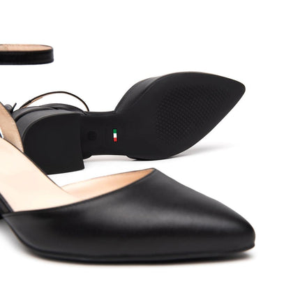 NeroGiardini Chanel con Cinturino e Tacco in Pelle Nera - MARIO SPATARELLA