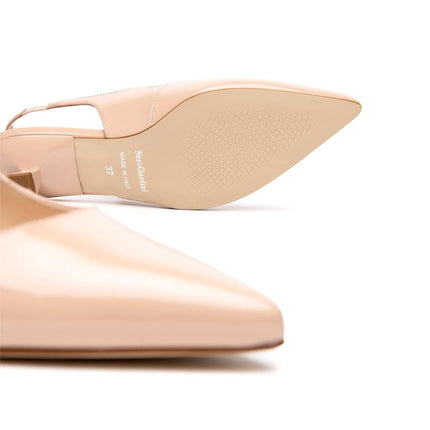 NeroGiardini Chanel Tacco Basso Rocchetto e Punta in Vernice Cipria - MARIO SPATARELLA